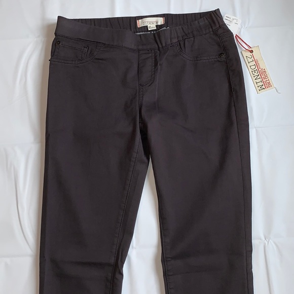 27” 2013 NWT Jeggings Forever 21Denim - Picture 2 of 14